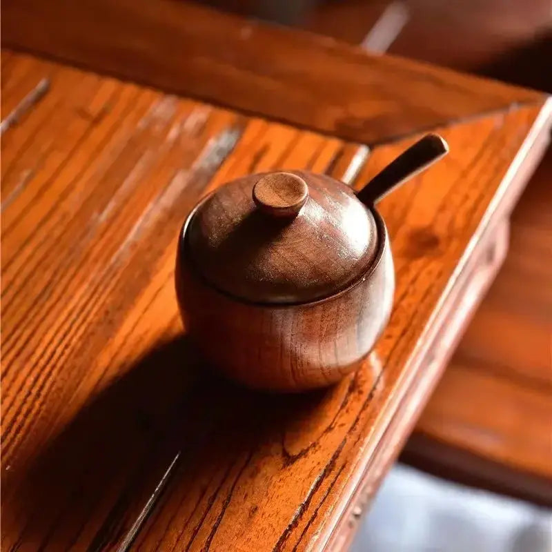 🌿 Salt- og Krydder krukke i Tre – Med Lokk og Skje! 🌿