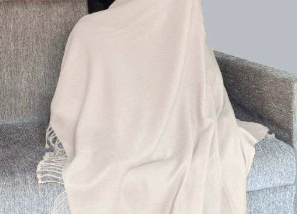 100% Cashmere blanket with fringe 70x 200 cm