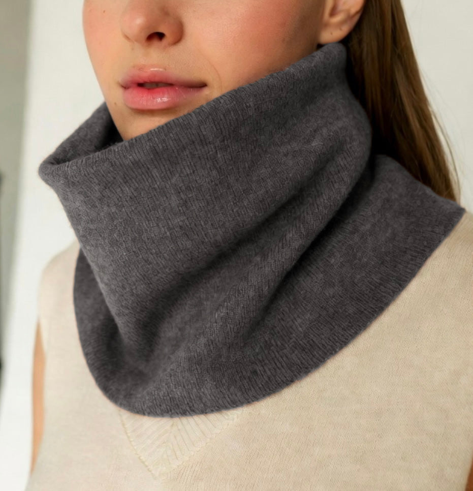 Cashmere neck warmer navy