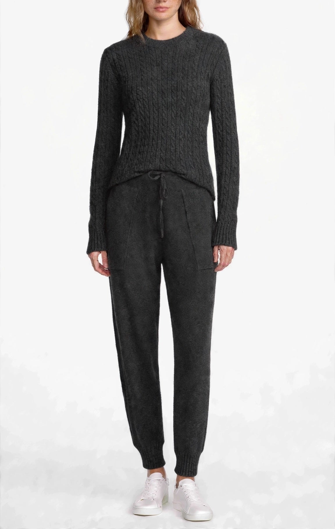 Cashmere jogger black