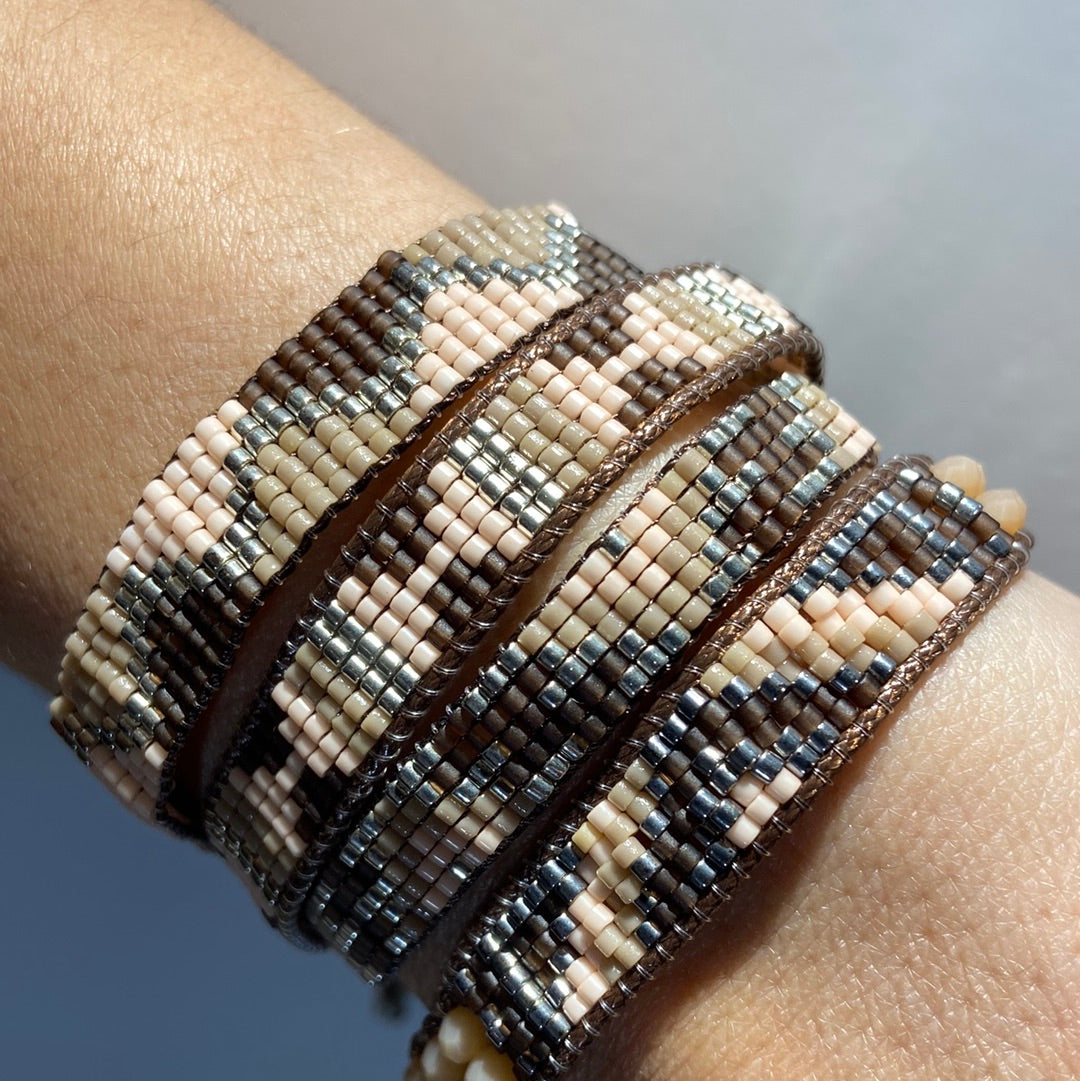 Unik håndlaget armbånd, 4 stk (stil 4)