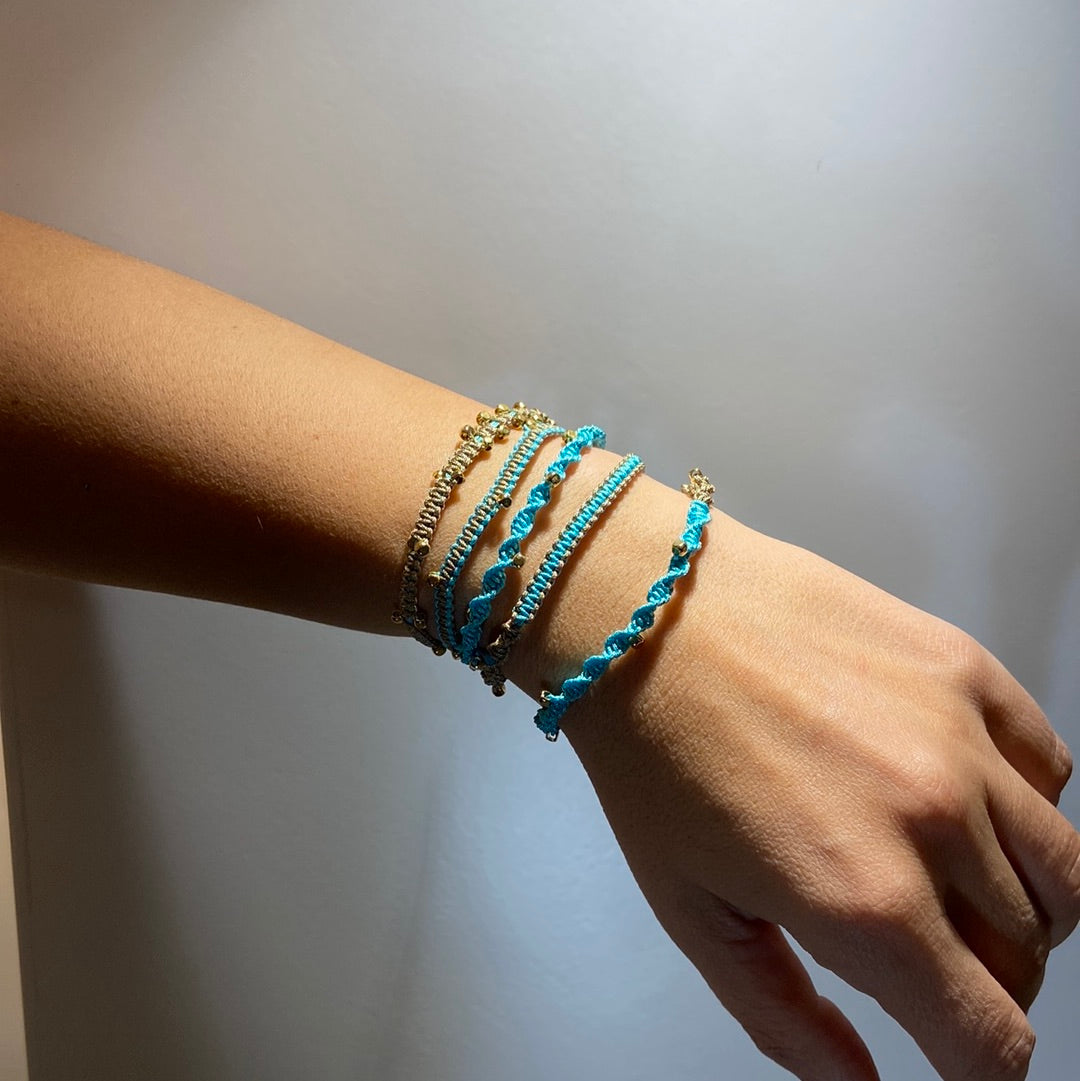 Unik håndlaget armbånd 50cm langt (stil 2)