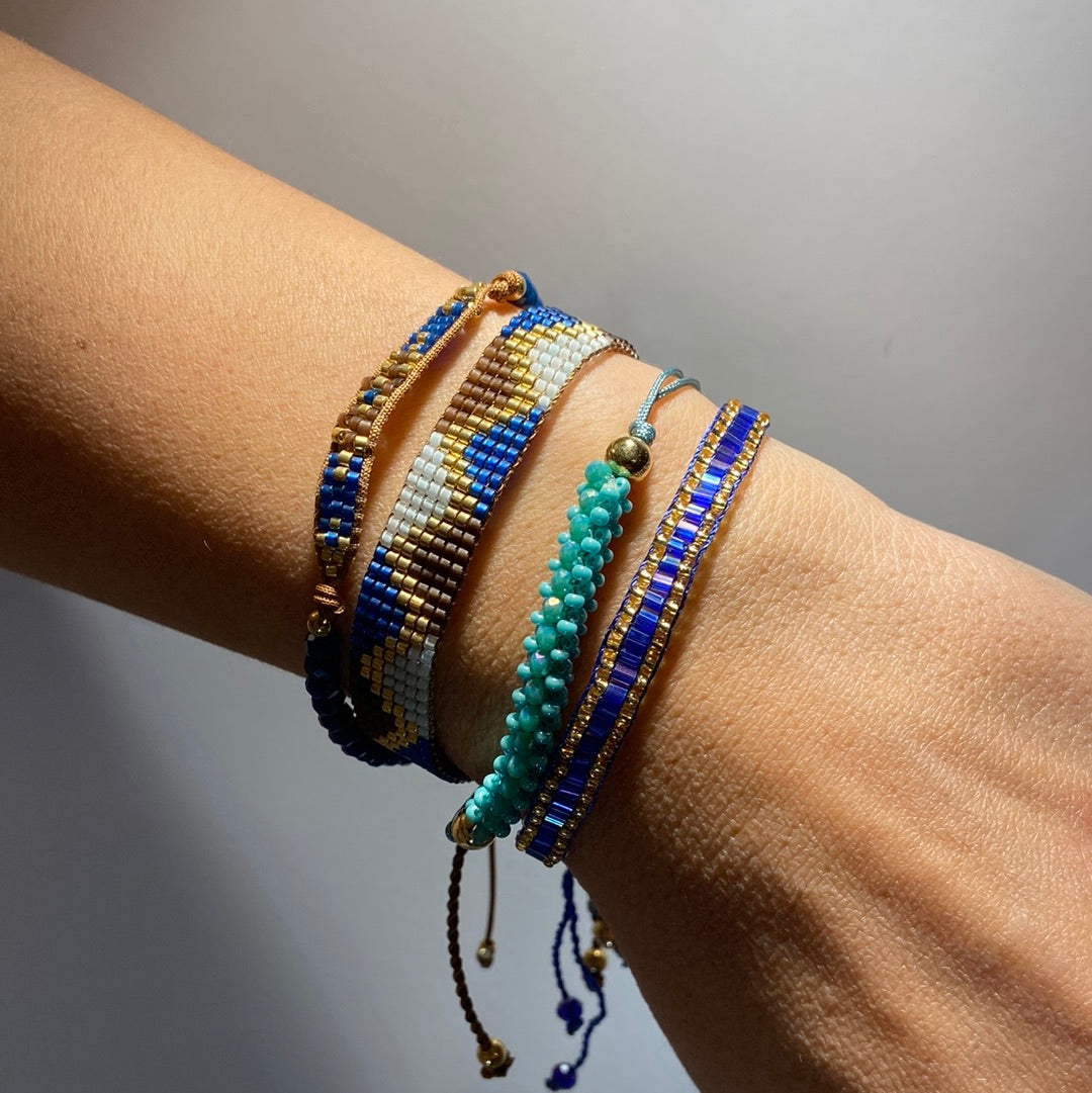 Unik håndlaget armbånd, 4 stk (stil 7)