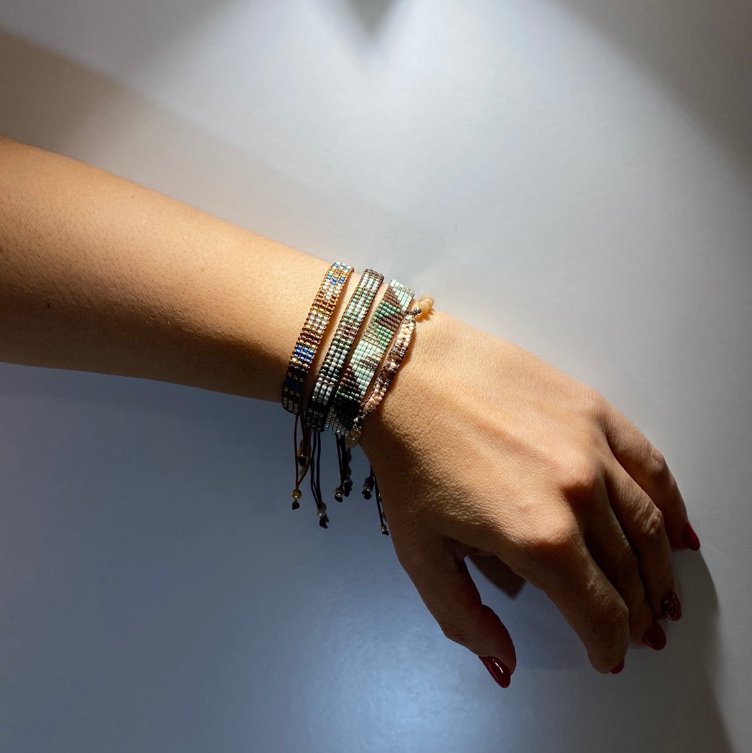 Unik håndlaget armbånd, 4 stk (stil 5)