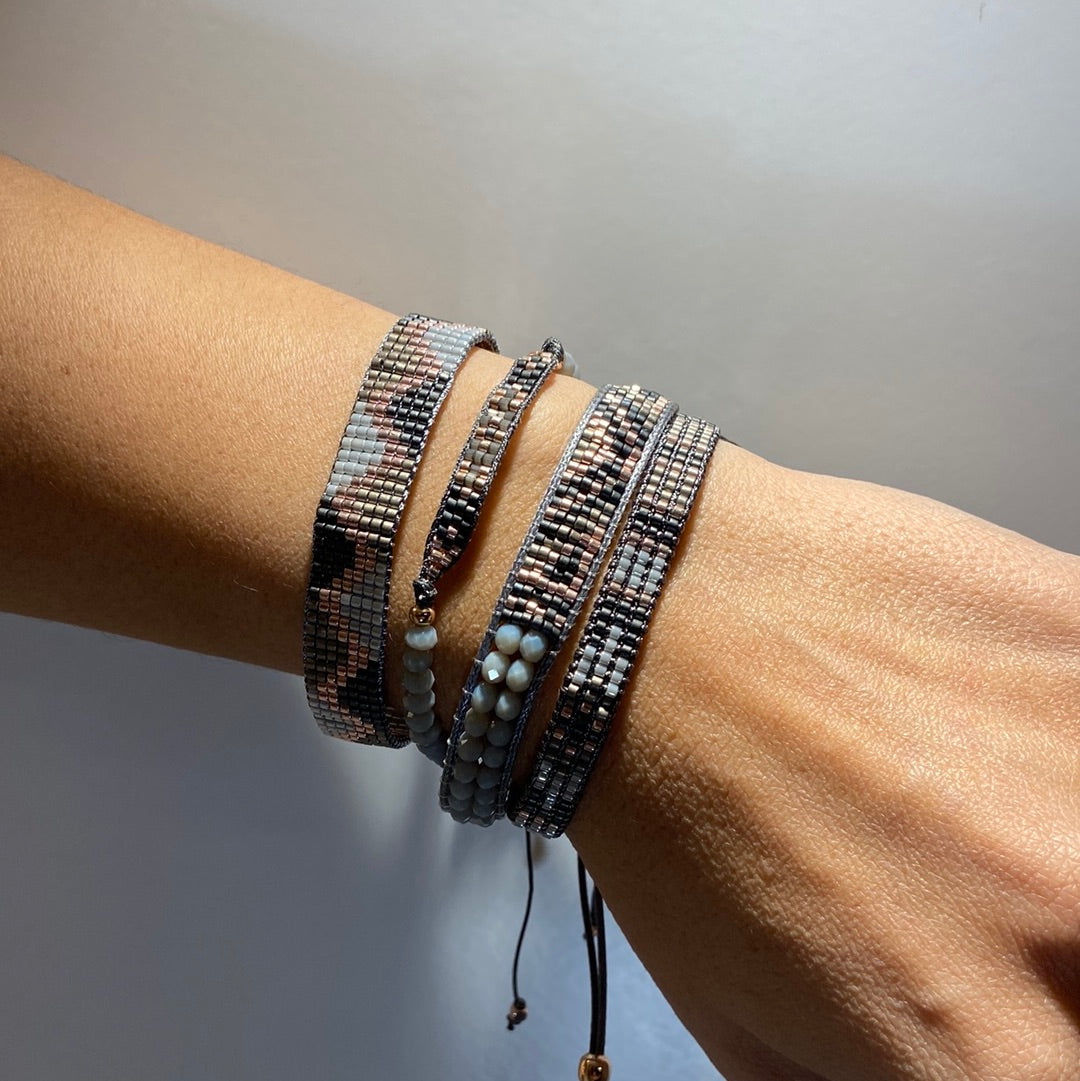 Unik håndlaget armbånd, 4 stk (stil 6)