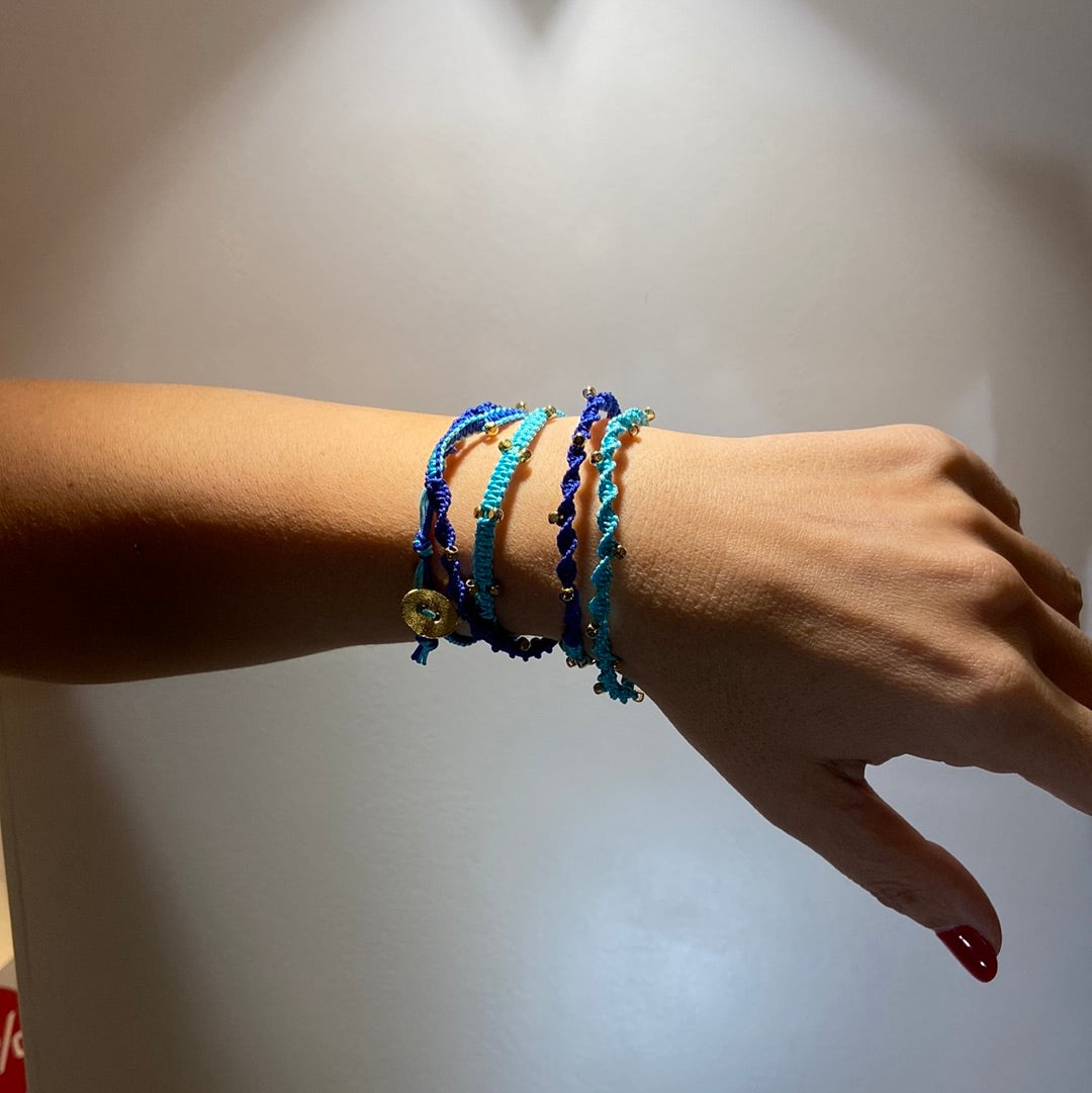 Unik håndlaget armbånd 50cm langt (stil 1)