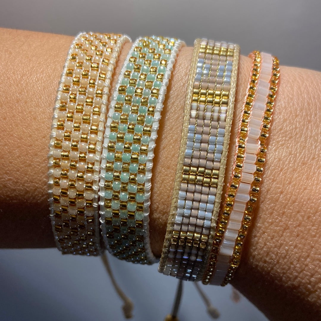 Unik håndlaget armbånd, 4 stk (stil 3)