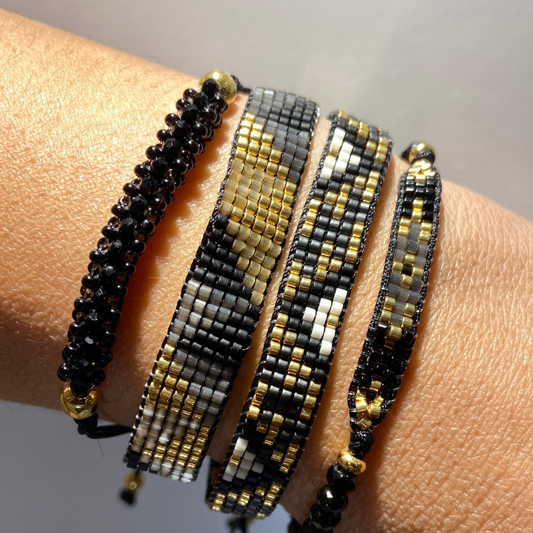 Unik håndlaget armbånd, 4 stk (stil 9)