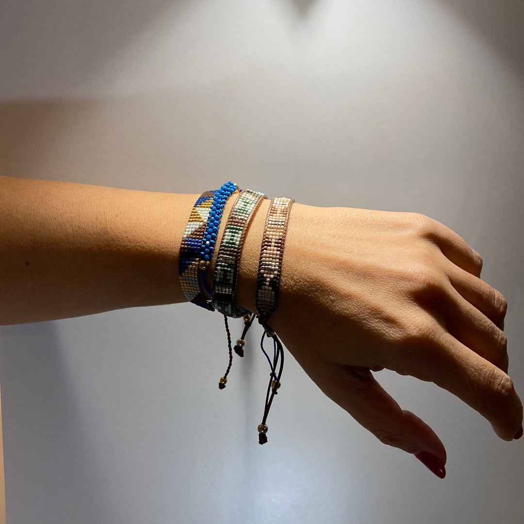 Unik håndlaget armbånd, 4 stk (stil 7)