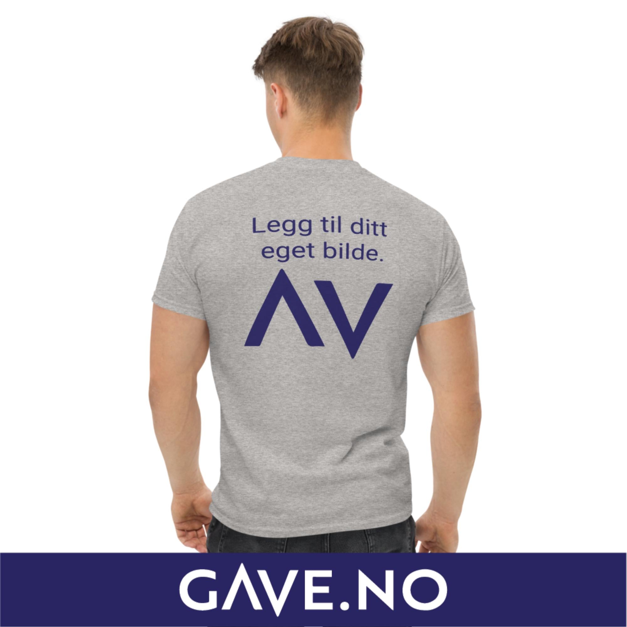 Klassisk t-skjorte for menn med ditt eget bilde (print bak)