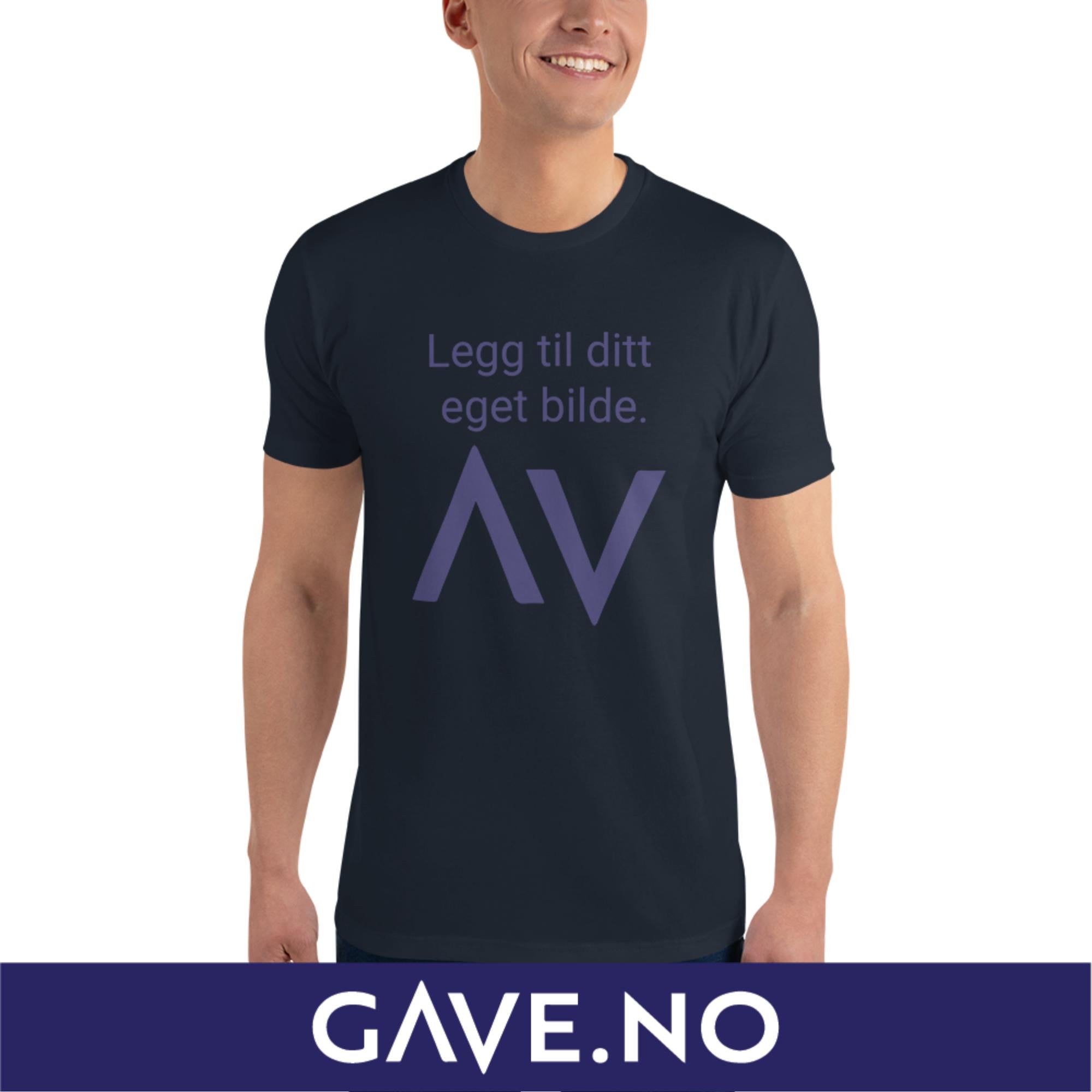 Kortermet t-skjorte med din eget bilde (printet foran)