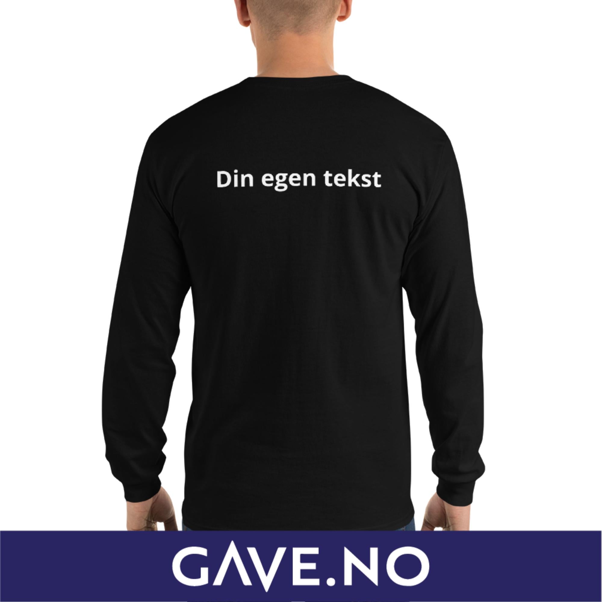 Langermet skjorte for menn med din egen tekst (brodert bak)