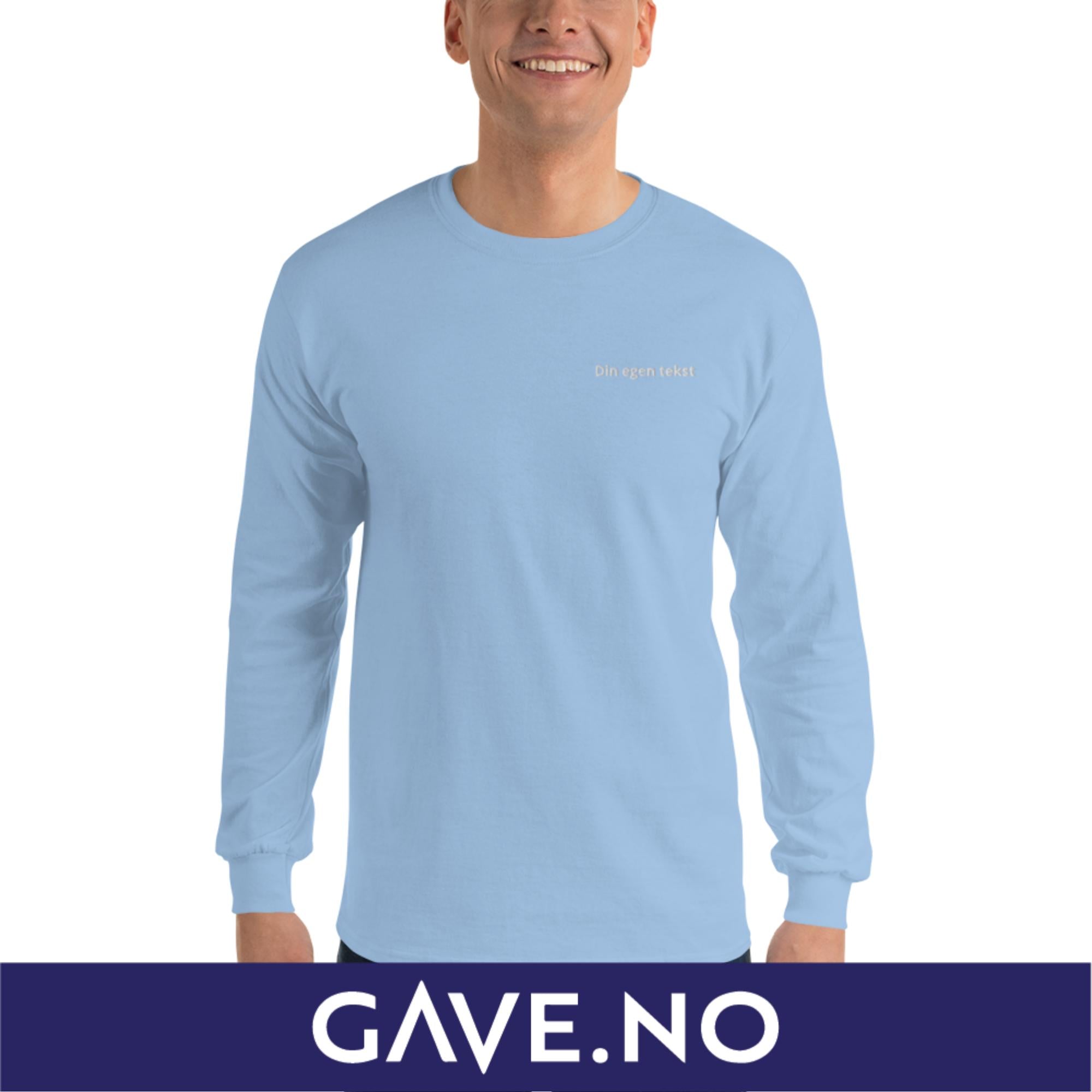 Langermet skjorte for menn med din egen tekst (brodert venstre)