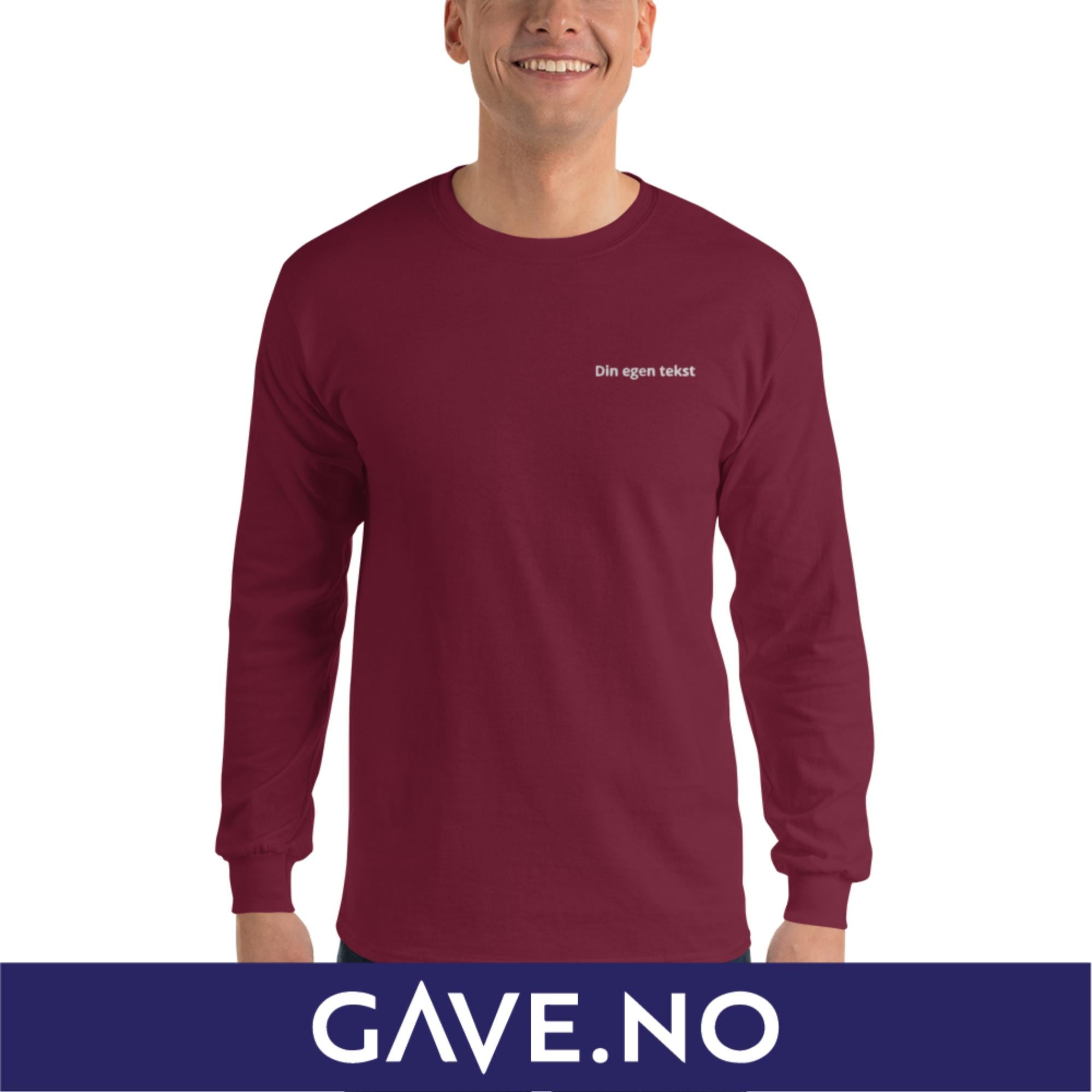 Langermet skjorte for menn med din egen tekst (brodert venstre)