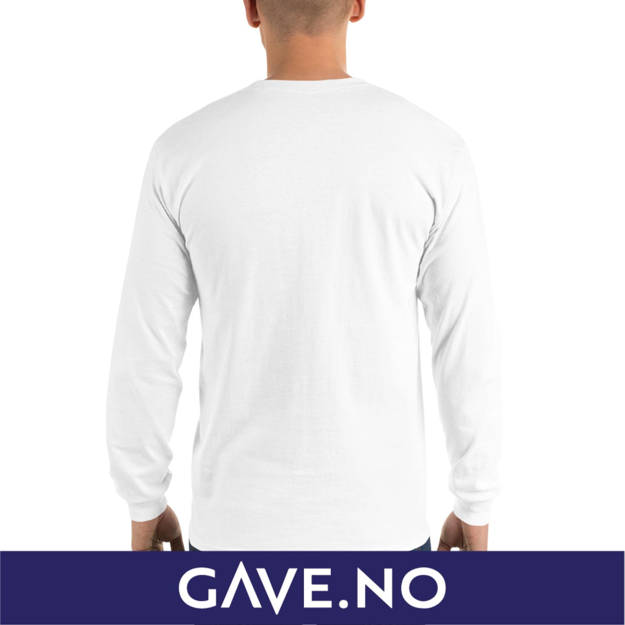 Langermet skjorte for menn med din egen tekst (brodert bak)