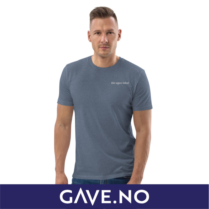 Unisex t-skjorte i økologisk bomull med din egen tekst (brodert venstre)