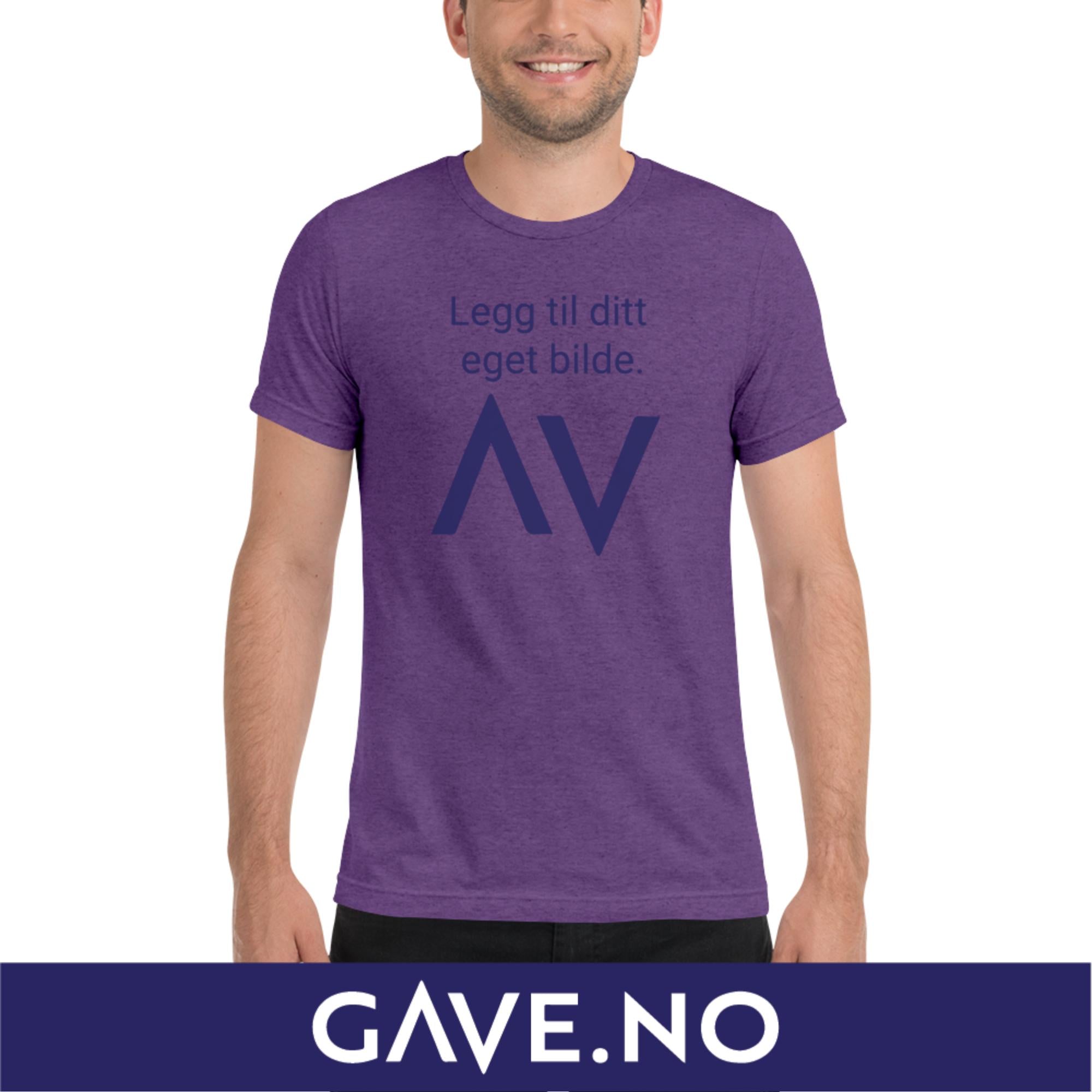 Kortermet t-skjorte med din eget bilde (print foran)