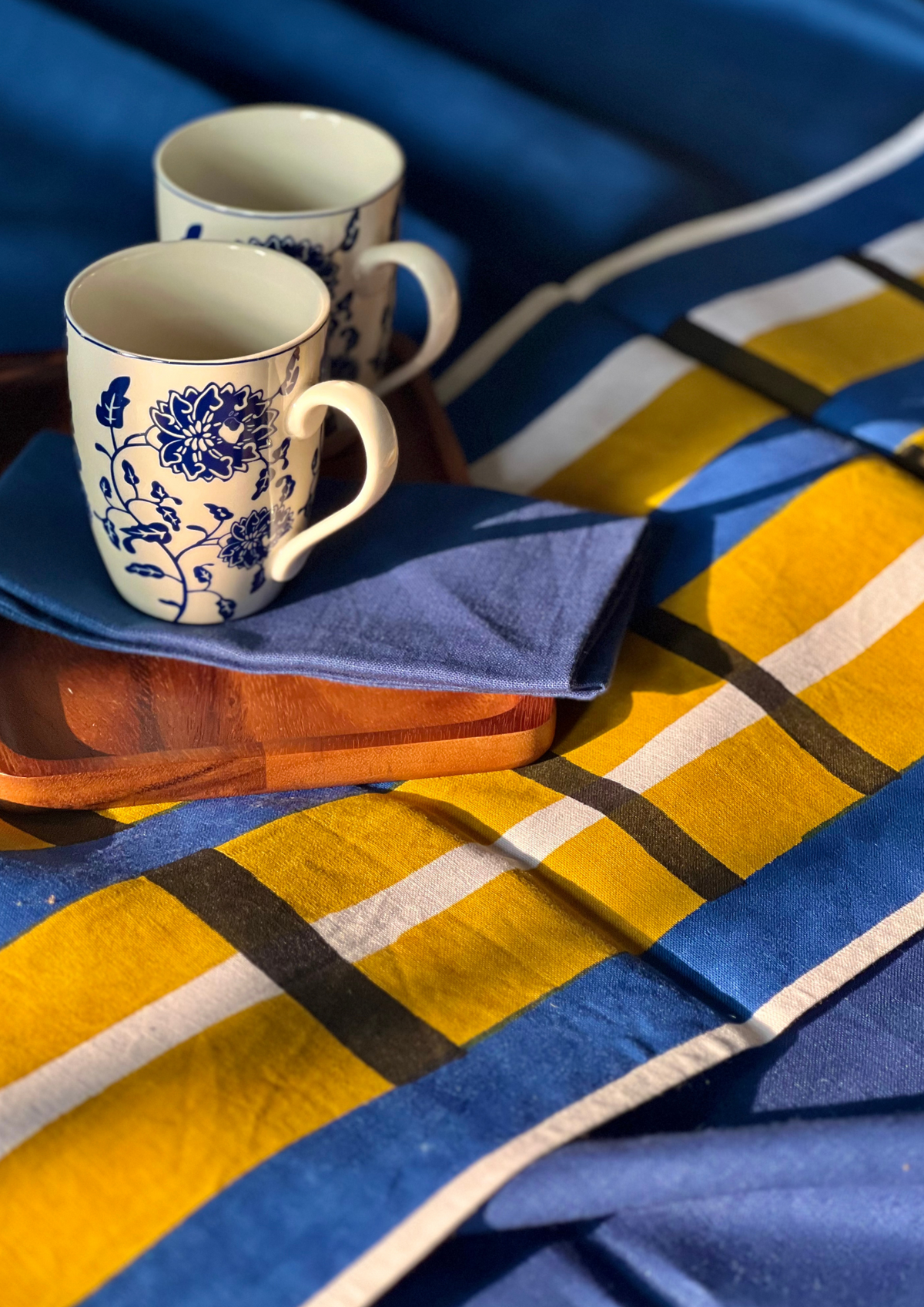 Kirei Table Runner | Hand Block Printed Linen (33x208 cm)