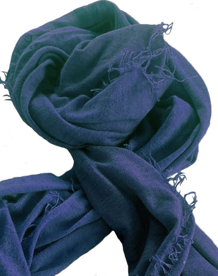 Cashmere scarf with fringes jeans blue