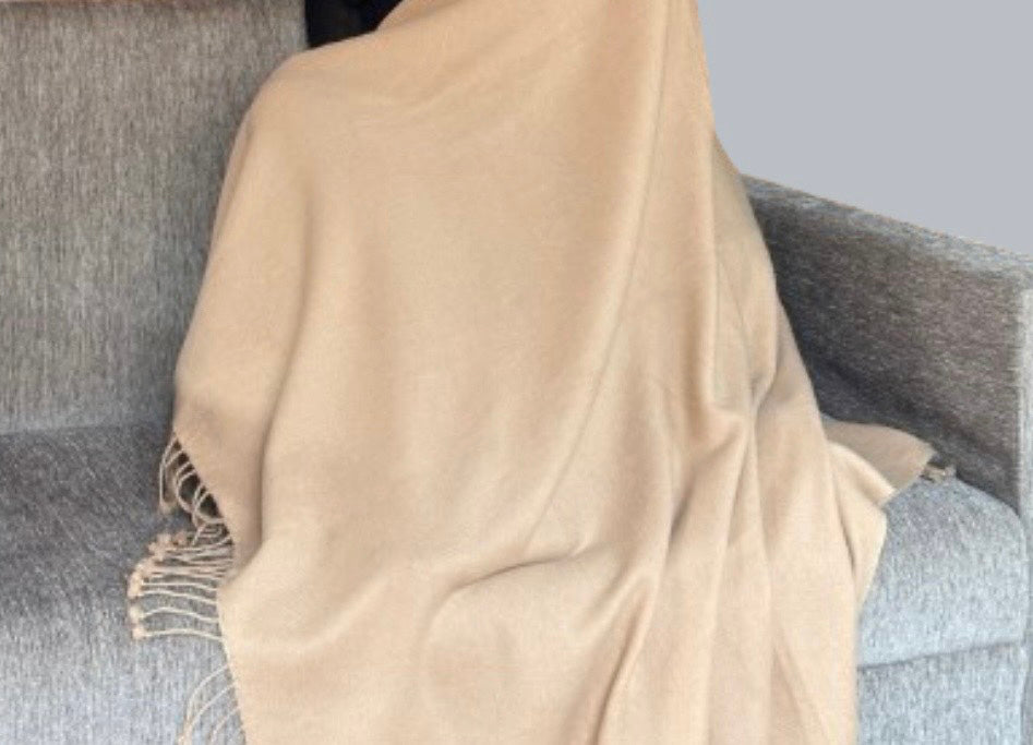 100% Cashmere blanket with fringe 70x 200 cm