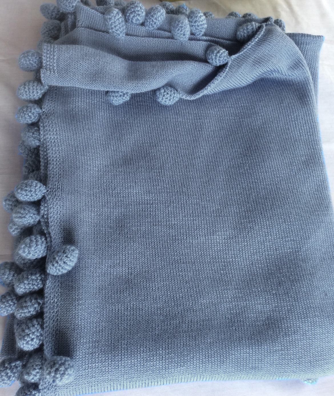 100% Cashmere blanket with pom poms  60x 180 cm