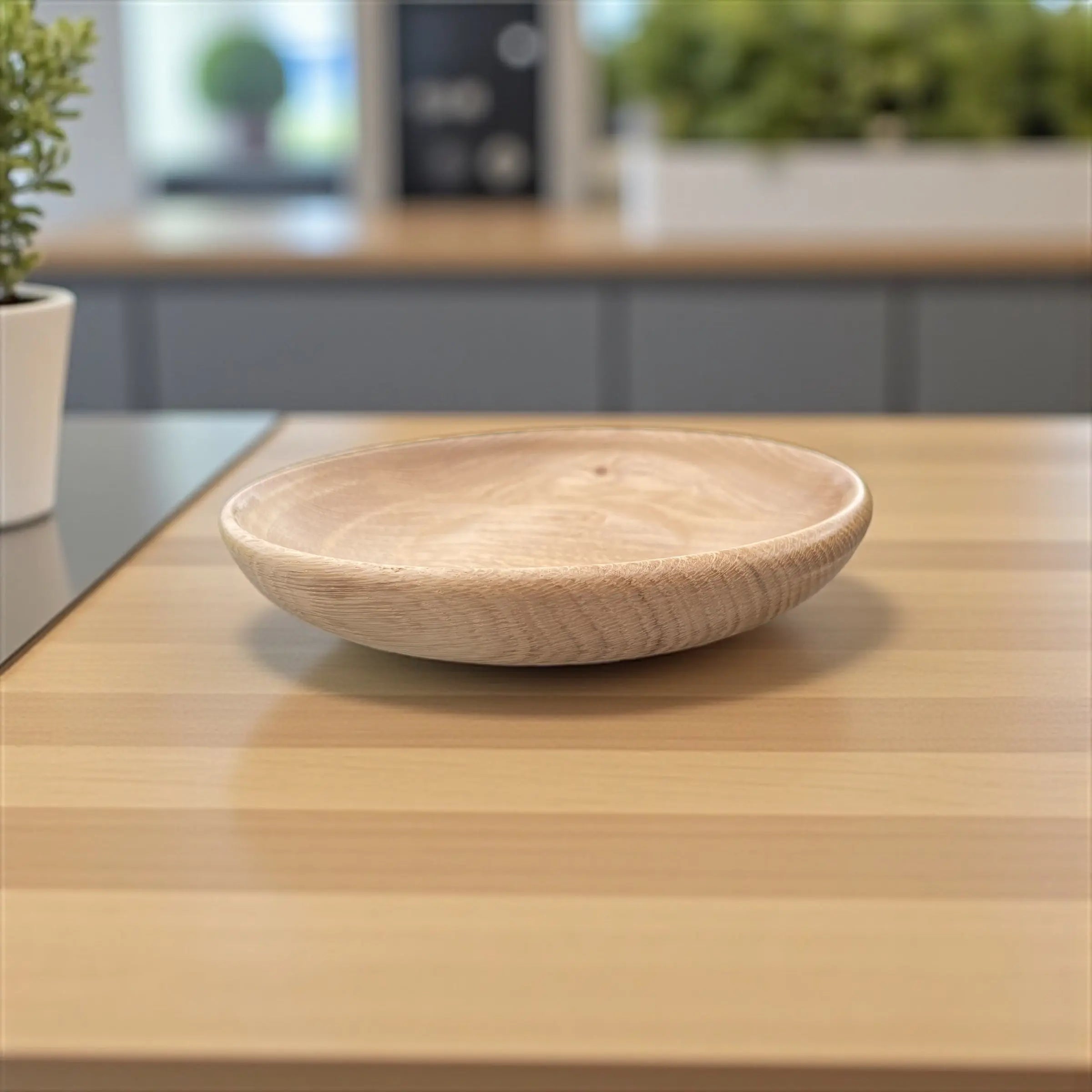 Hånddreid trefat – Ø 21 cm